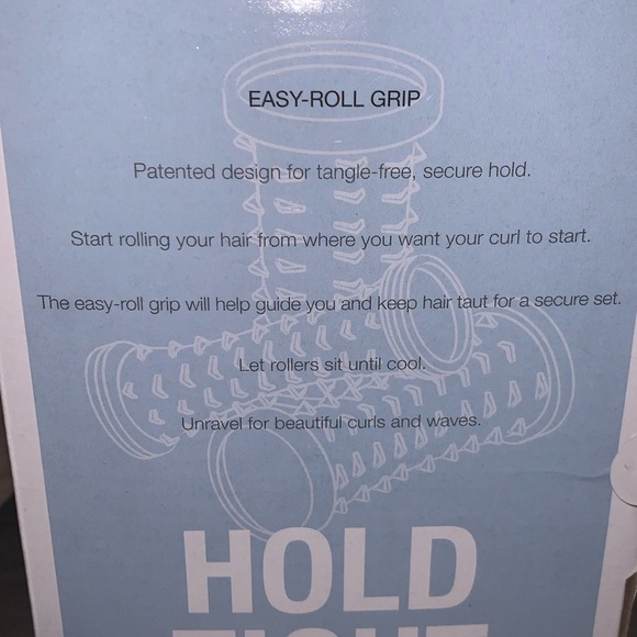 Compact NEW Hair Setter contains 20 tangle-free multi-size rollers (Comes As Is) - Picture 3 of 7